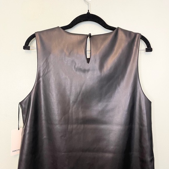 For Cynthia Black Vegan Leather Feathers Sleeveless Shift Mini Dress Large NWT - Picture 4 of 9